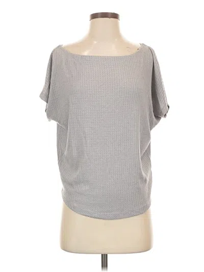 Pre-owned Express Outlet Short Sleeve T-shirt In Gray