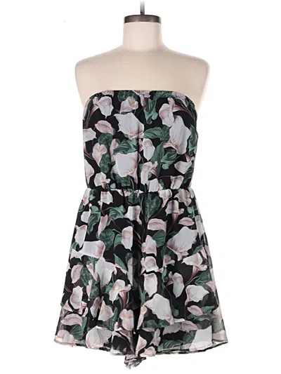 Pre-owned Express Romper In Green
