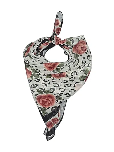 Pre-owned Express Scarf In Ivory
