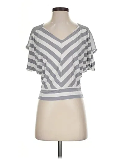 Pre-owned Express Short Sleeve T-shirt In Gray