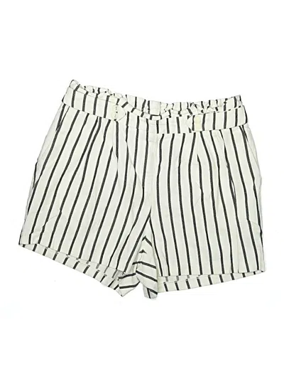 Pre-owned Express Shorts In Ivory