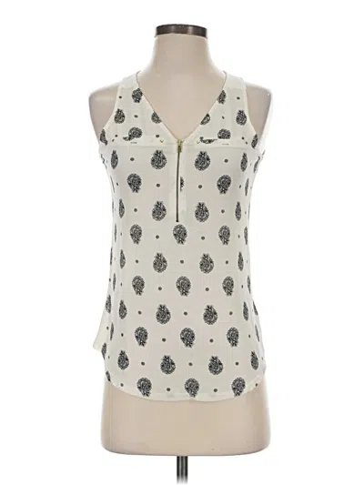 Pre-owned Express Sleeveless Blouse In Ivory