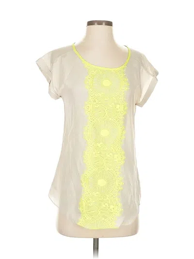 Pre-owned Express Sleeveless T-shirt In Ivory