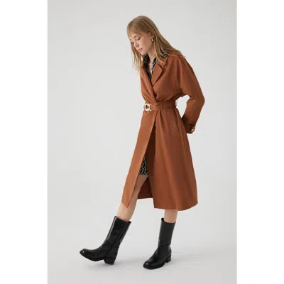 Exquise Aisha Belted Trenchcoat In Brown