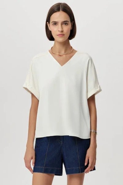 Exquise Alette V Neck Short Sleeve Blouse In White