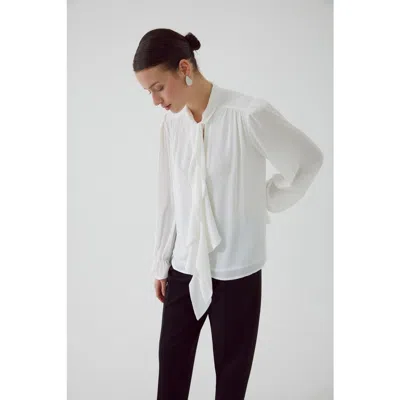 Exquise Aramis Chiffon Blouse In White