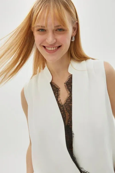 Exquise Brenda Sleeveless Blouse In Neutral