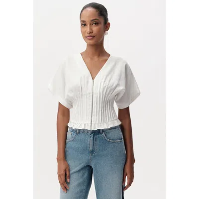 Exquise Cherelle Pleated Detail Linen Blouse In White