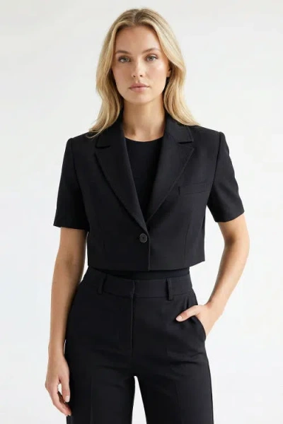 Exquise Dallas Cropped Blazer In Black