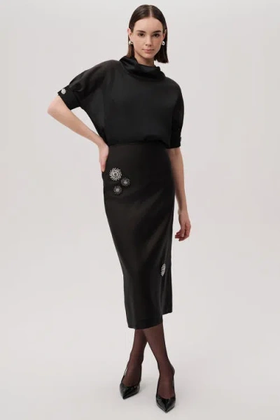 Exquise Embellished Button Skirt In Black