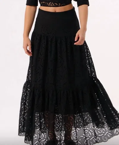Exquise Embroidered Eyelet Maxi Skirt In Black