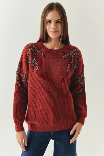 Exquise Grace Embroid Sweater In Red