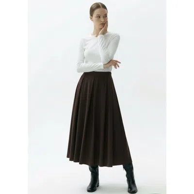 Exquise Jakayla Chic Pleated Midi Skirt In Black