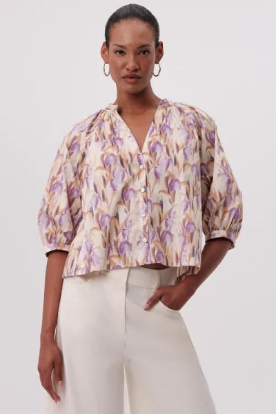 Exquise Mandy V Neck Short Sleeve Shirt In Multi
