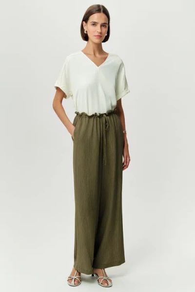 Exquise Morganne High Rise Wide Leg Woven Pants In Green