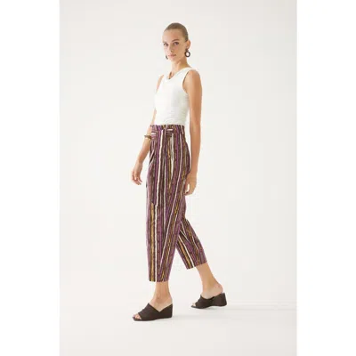 Exquise Multicolor Print Pants