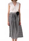 Exquise Pleated Midi Skirt In Original Print