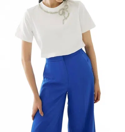 Exquise Sparkly Accessory Detailed Knitted Blouse In Cream In White