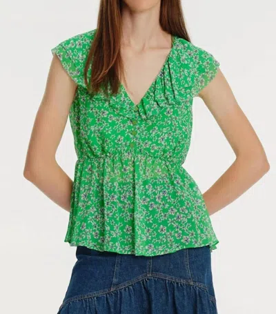 Exquise V Neck Patterned Sleeveless Blouse In Original Print In Green