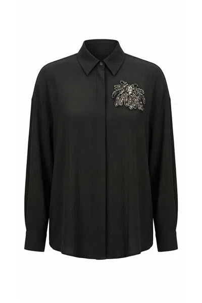 Exquise Women's Collared Long Sleeve Embroidered Crinkle Shirt - Black