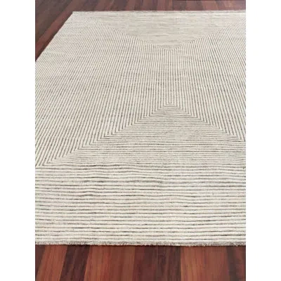 Exquisite Rugs Crescent Handmade Hand Knotted New Zealand Wool Ivory Area Rug