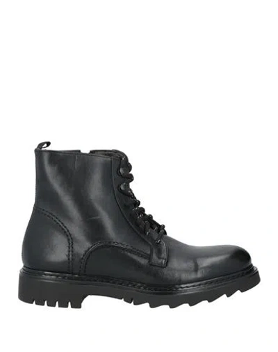 Exton Man Ankle Boots Black Size 9 Leather
