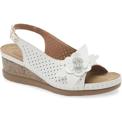 Extreme By Eddie Marc Bethea Floral Appliqué Slingback Sandal In White