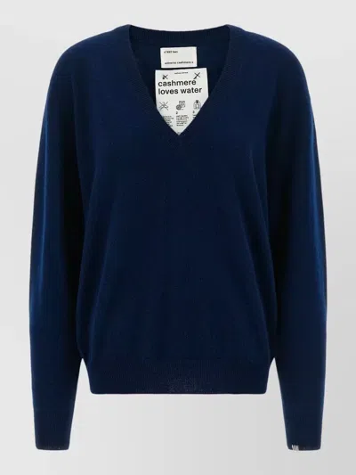 Extreme Cashmere Ben Signature Sweater Long Sleeves V Neck In Blue