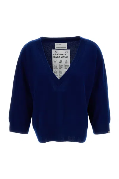 Extreme Cashmere Blue Pearl Cashmere V-neck Sweater