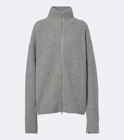 Extreme Cashmere Xtra Yours Ribbed-knit Zip-up Cardigan In Gray