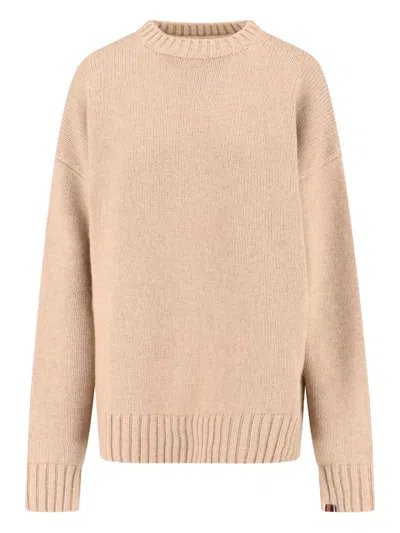 Extreme Cashmere 러블리 스웨터 In Neutral