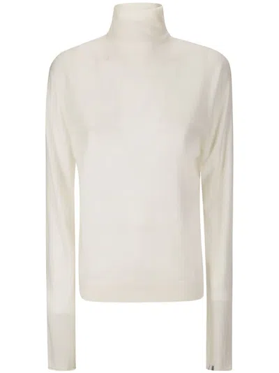 Extreme Cashmere Turtleneck Sweatshirt In Cream