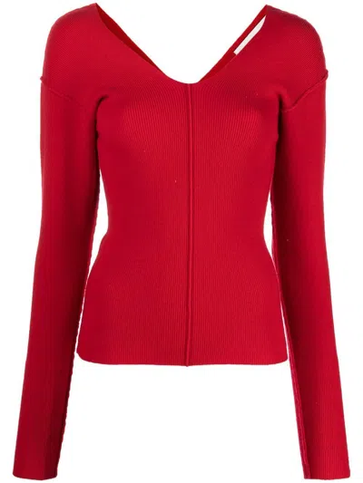 Extreme Cashmere V-neck-back Knitted Jumper In Red