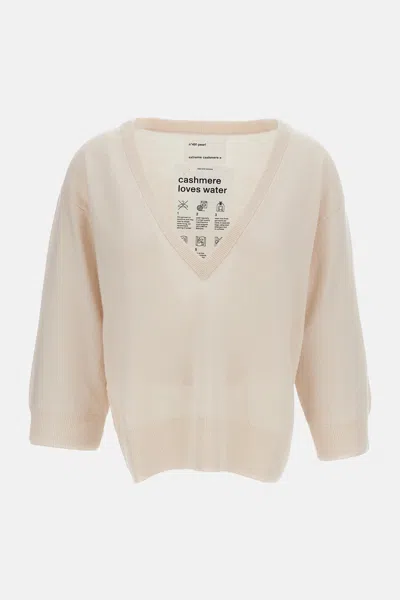 Extreme Cashmere X N.491 V-neck Sweater In Pearl In White