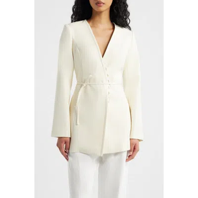 Extro & Vert Avril Scallop Trim Tie Waist Blazer In White