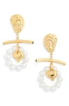 Eye Candy Los Angeles Donna Faux Pearl Heart Drop Earrings In Yellow