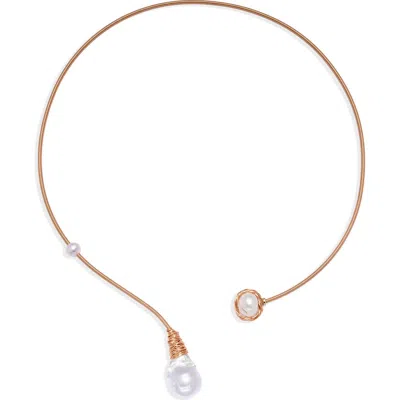 Eye Candy Los Angeles Octavia Freshwater Pearl Collar Necklace In Gold