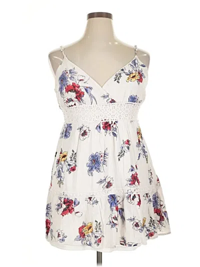 Pre-owned Eyeshadow Casual Dress In White