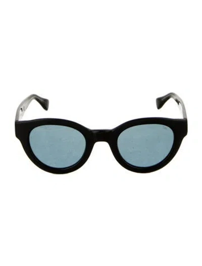 Pre-owned Eyevan 7285 Cat-eye Tinted Sunglasses W/ Tags In Black