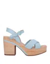 Ezzio Sandals In Blue