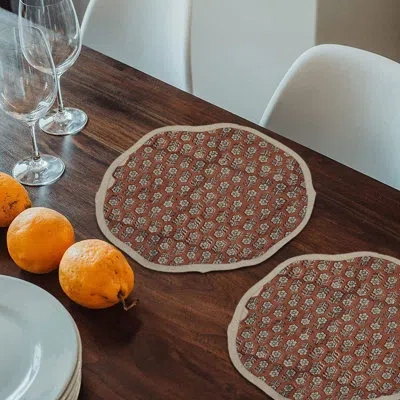 Fabdivine 15"radiant Scalloped Table Mats - Tulsi Buti In Rust