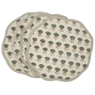 Fabdivine 15"serene Scalloped Placemats - Kohinoor In Green