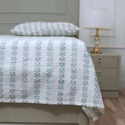 Fabdivine Pure Cotton Bedsheet Set – Handcrafted Comfort With Matching Pillow Covers, Tribal In Gray Striped
