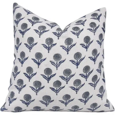 Fabdivine Throw Pillow In Green