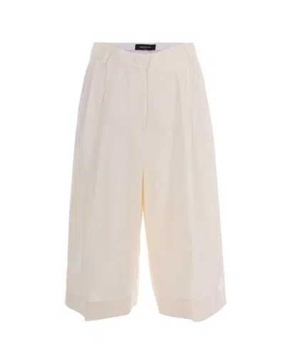 Fabiana Filippi Wide Bermuda Shorts With Pleats In Fluid Linen-viscose Blend In Neutral