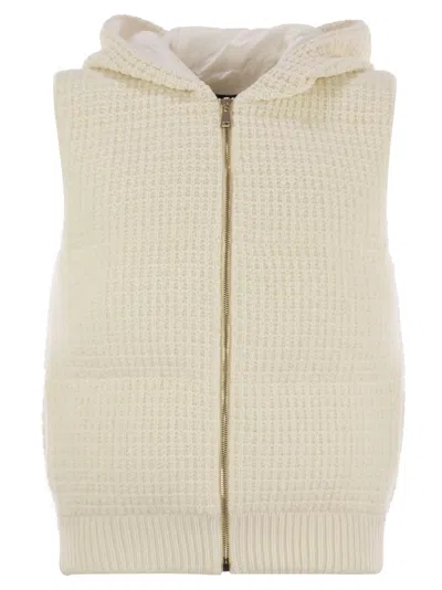 Fabiana Filippi Knitted Vest With Hood In Neutral