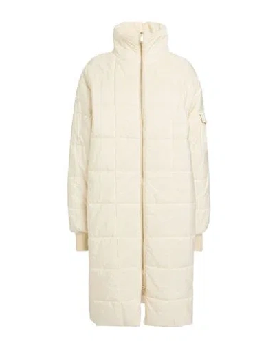 Fabiana Filippi Woman Puffer Ivory Size 6 Polyester In White