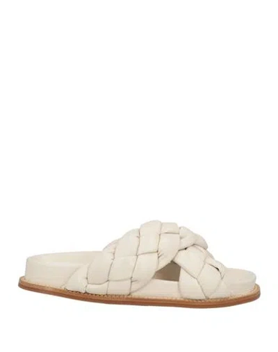 Fabiana Filippi Braided Leather Slides In White