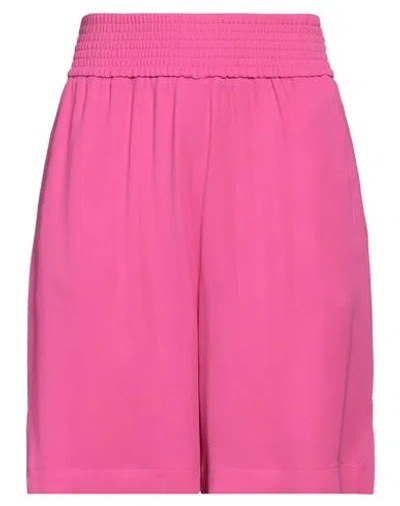 FABIANA FILIPPI FABIANA FILIPPI WOMAN SHORTS & BERMUDA SHORTS FUCHSIA SIZE 4 VISCOSE