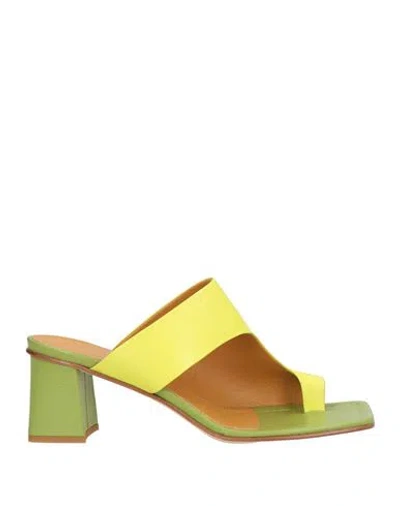 Fabio Rusconi Woman Thong Sandal Lime Green Size 6 Leather